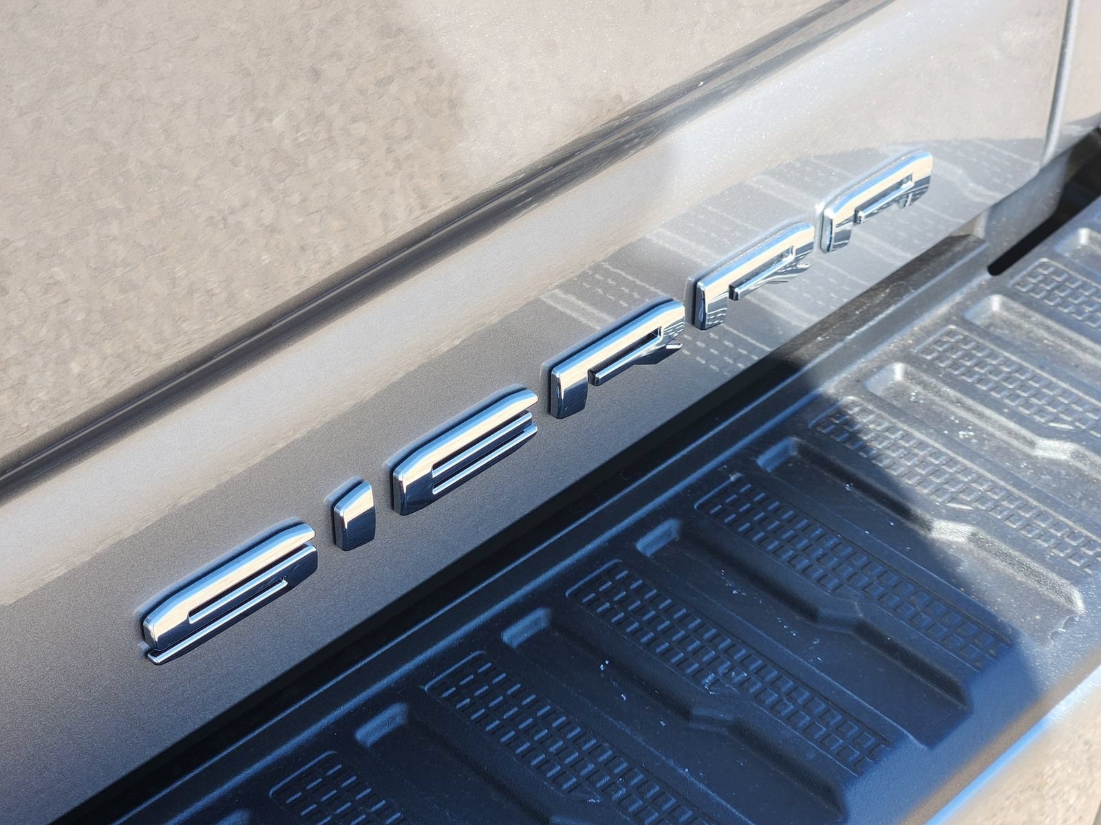 2026 GMC Sierra 2500HD Denali - Photo 9
