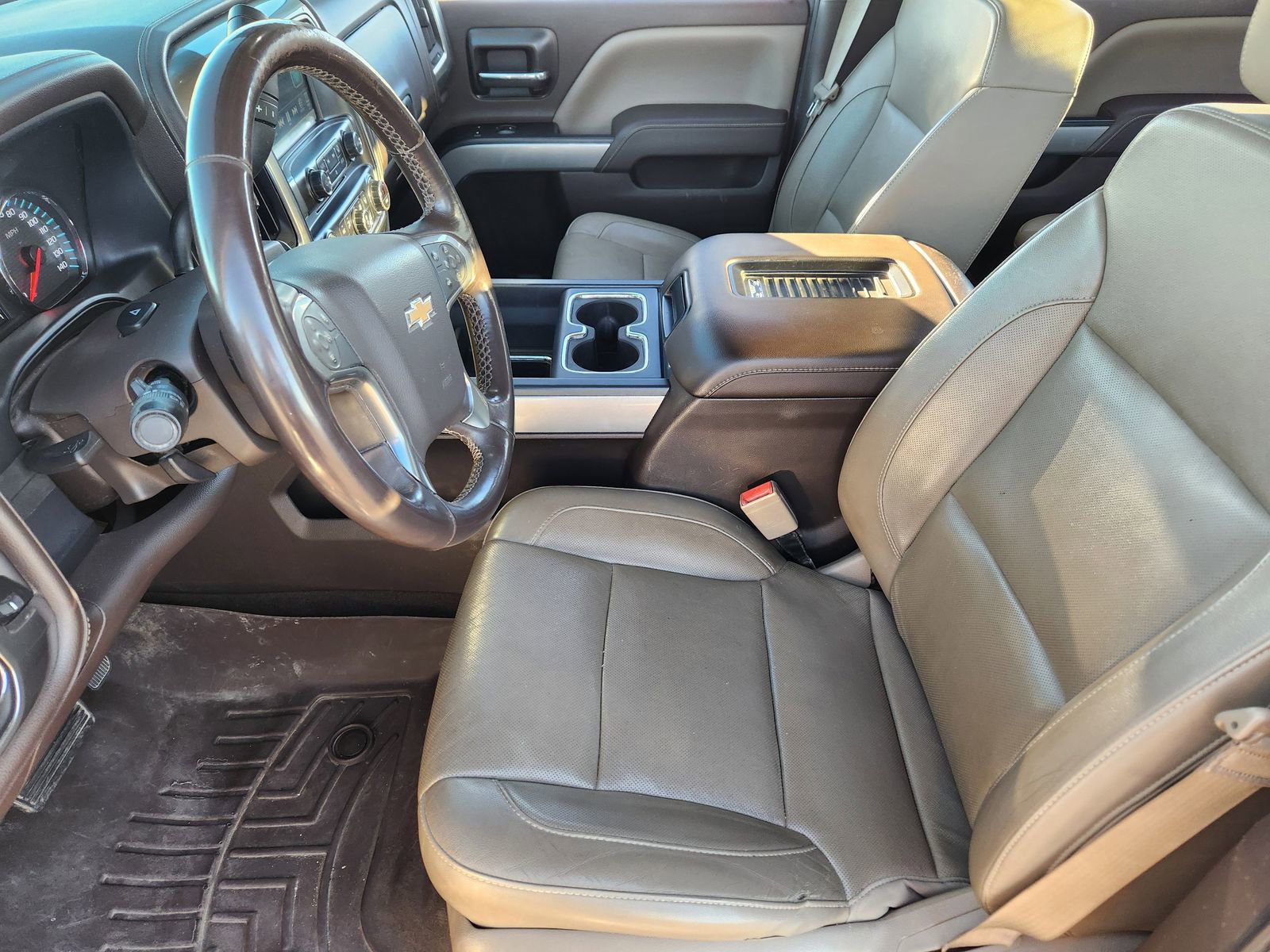 2016 Chevrolet Silverado 2500HD LTZ - Photo 9