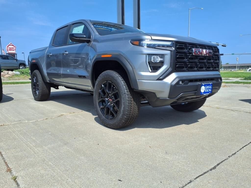 New 2025 GMC Canyon Elevation Truck