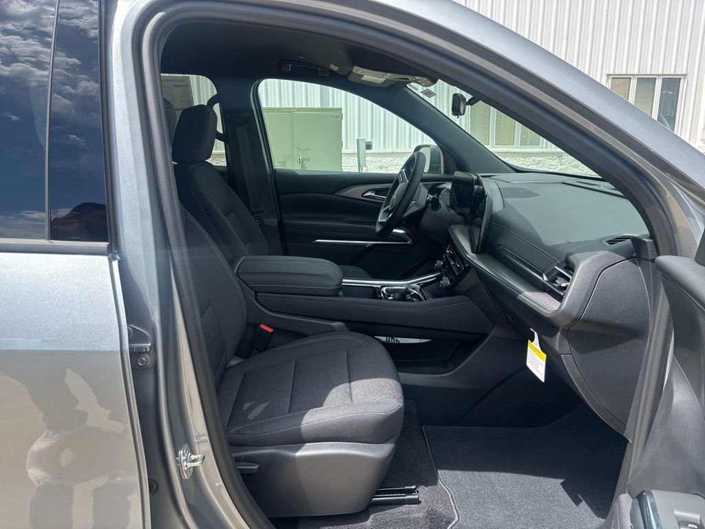 2026 Chevrolet Traverse LT - Photo 27