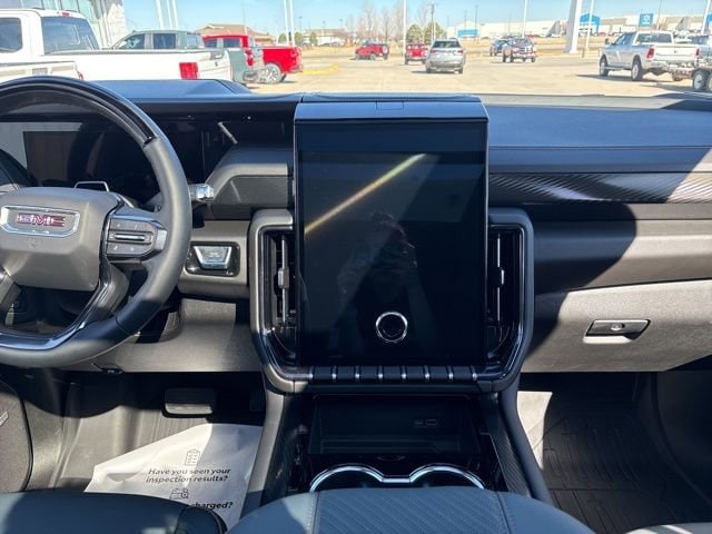 2026 GMC Yukon AT4 - Photo 33