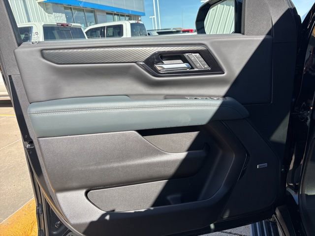 2026 GMC Yukon AT4 - Photo 15