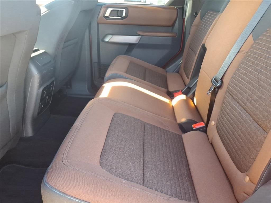 2023 Ford Bronco 4-Door Outer Banks - Photo 12