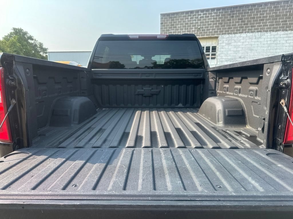 2023 Chevrolet Silverado 1500 RST - Photo 18