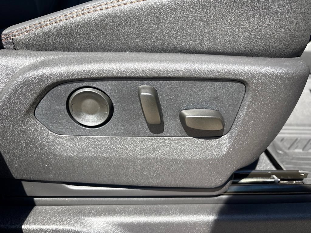 2026 GMC Sierra 2500HD AT4 - Photo 27