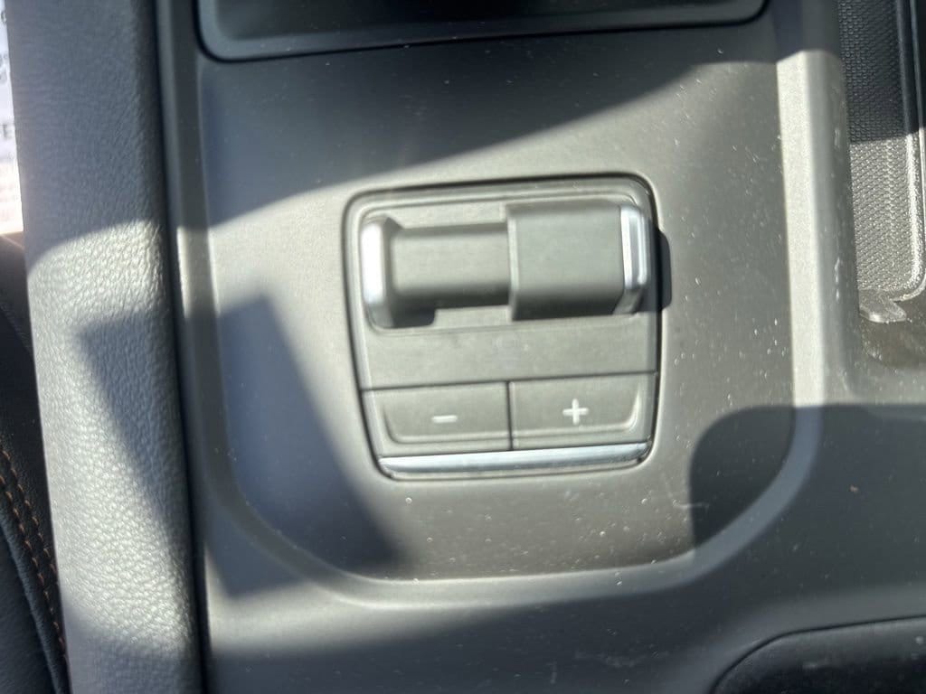 2026 GMC Sierra 1500 AT4 - Photo 29