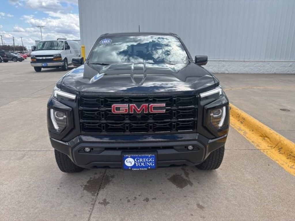 New 2025 GMC Canyon Elevation Truck