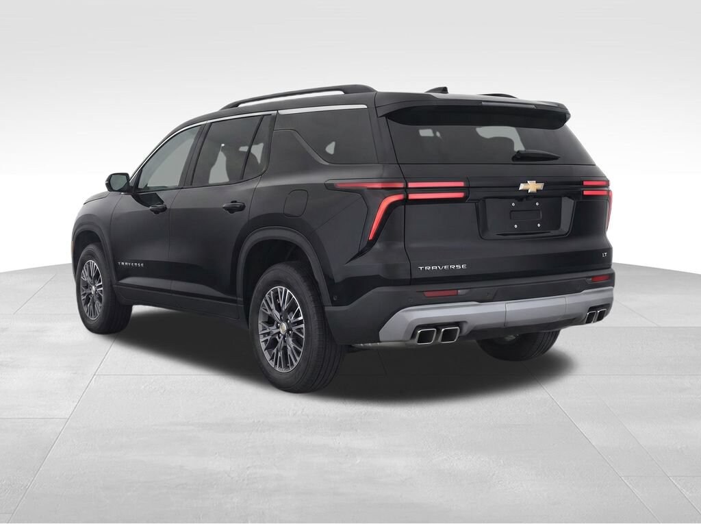 Used 2024 Chevrolet Traverse LT SUV