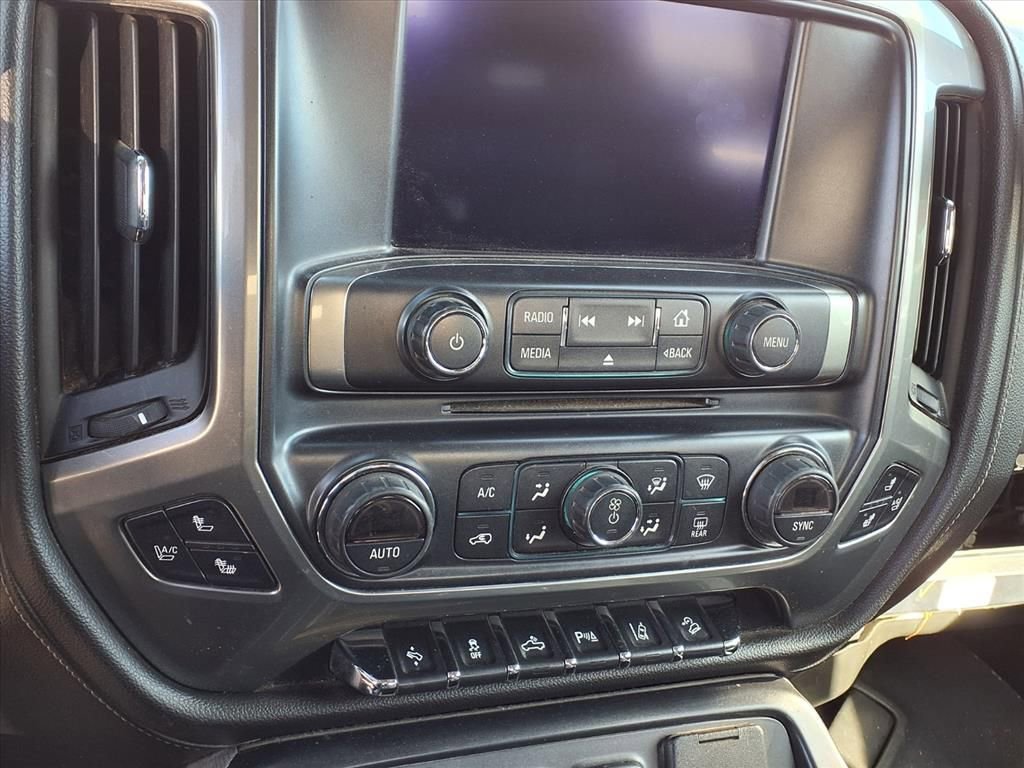 2015 Chevrolet Silverado 1500 LTZ photo 4