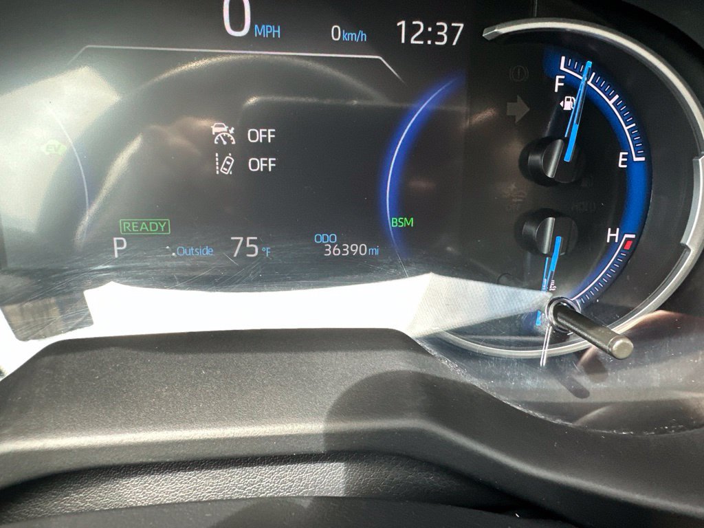 Used 2025 Toyota RAV4 Hybrid XLE