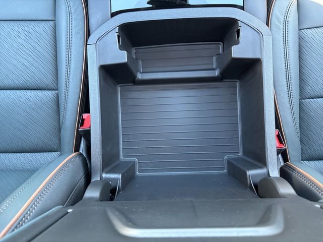 2026 GMC Yukon AT4 - Photo 35