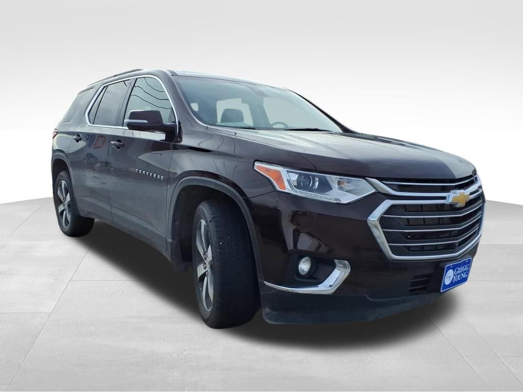 Used 2021 Chevrolet Traverse LT Leather SUV