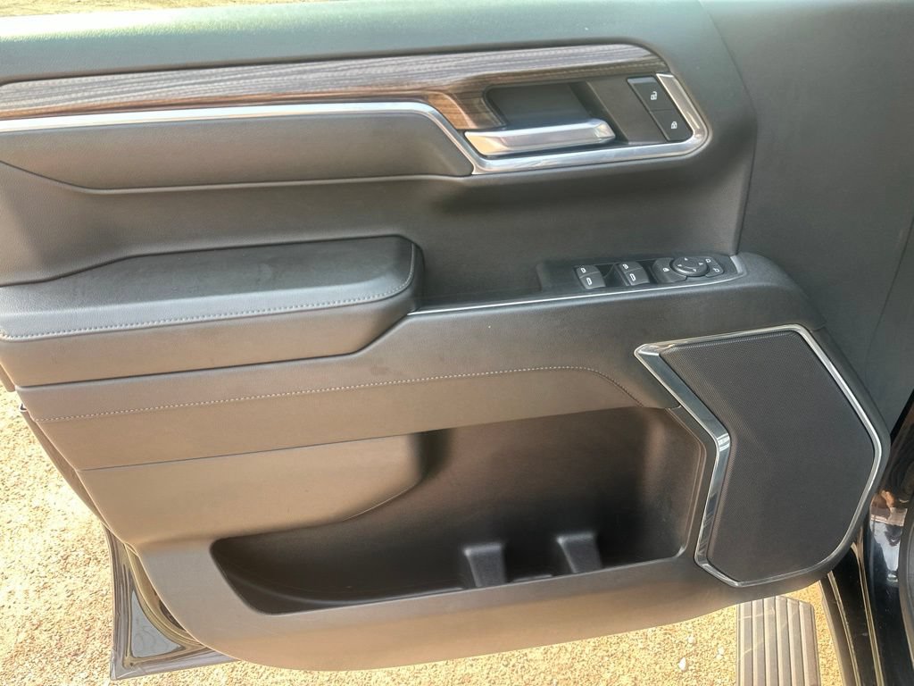 2023 Chevrolet Silverado 1500 RST - Photo 13