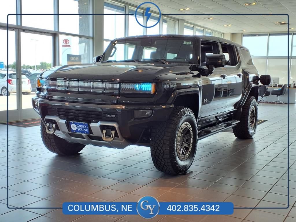 2025 GMC Hummer EV 3X SUV's photo