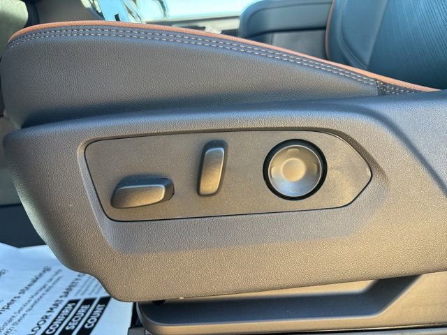 2026 GMC Yukon AT4 - Photo 19