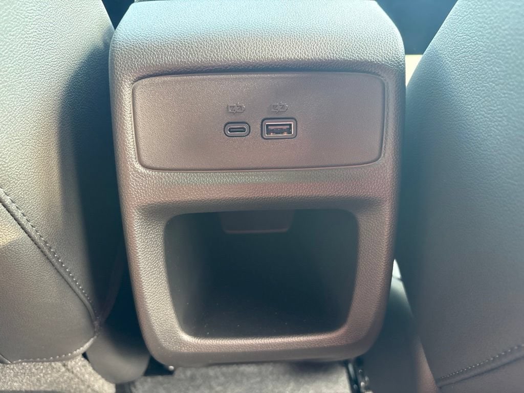 2026 Chevrolet Trax LT - Photo 32