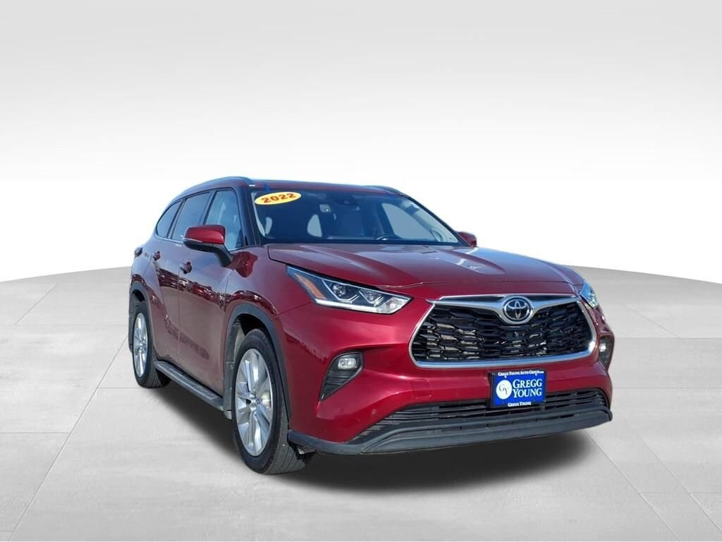 Used 2022 Toyota Highlander Limited