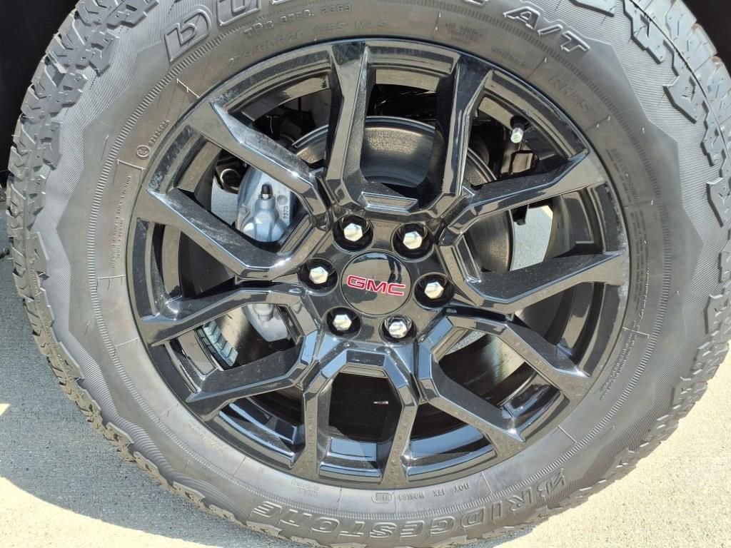 New 2025 GMC Canyon Elevation Truck