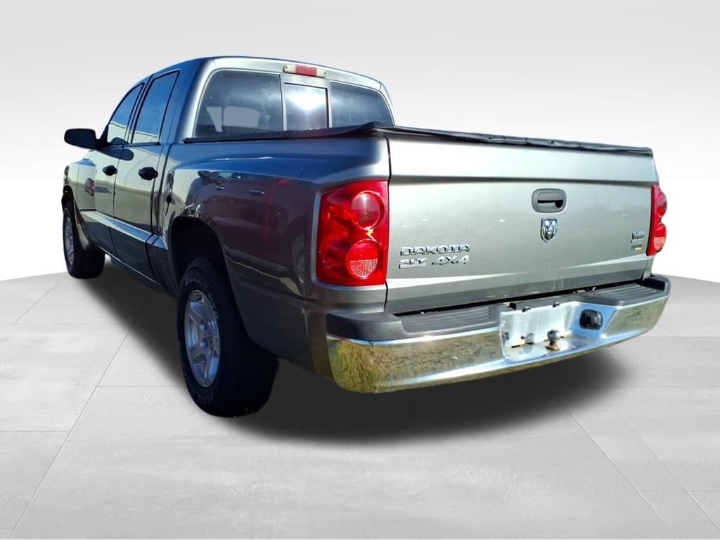 2007 Dodge Dakota SLT photo 3