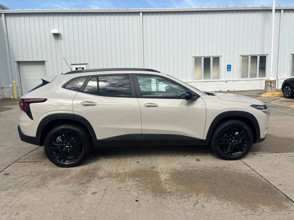 2026 Chevrolet Trax Activ - Photo 5
