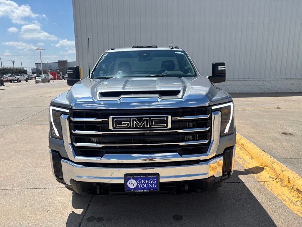New 2026 GMC Sierra 3500 HD SLE DRW Truck