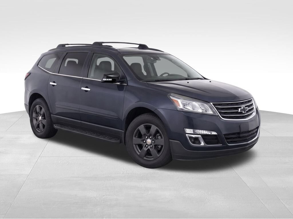 Used 2017 Chevrolet Traverse LT SUV