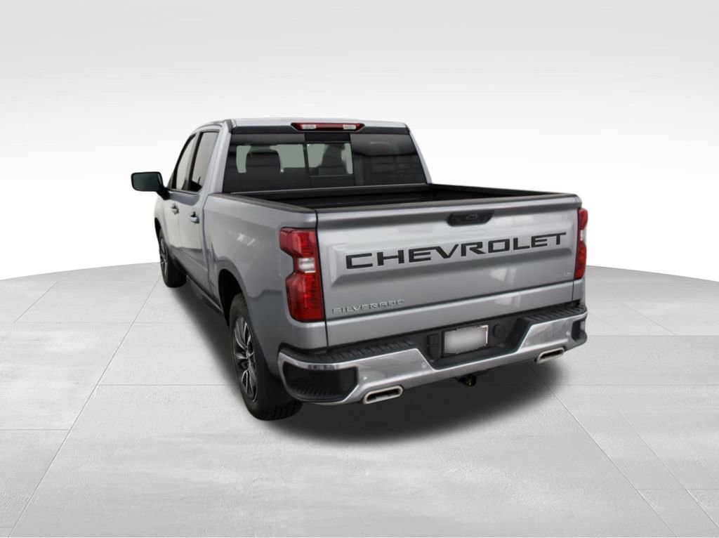 2024 Chevrolet Silverado 1500 LT photo 3