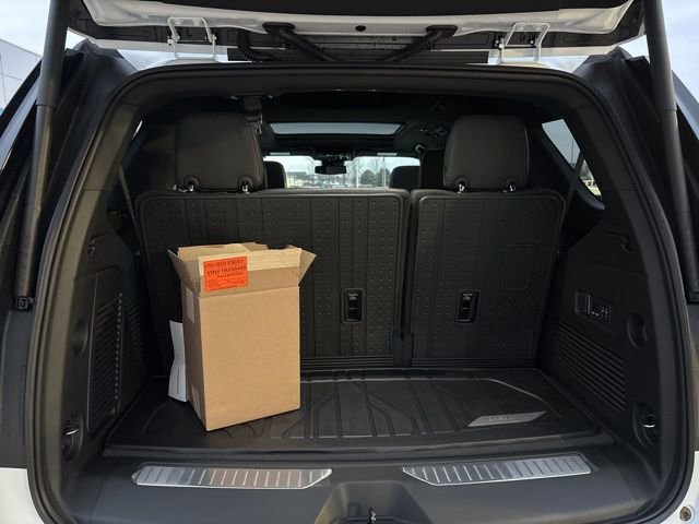 2026 Chevrolet Tahoe RST - Photo 8