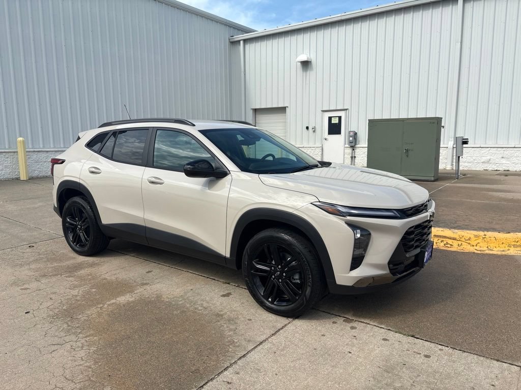 2026 Chevrolet Trax Activ - Photo 4