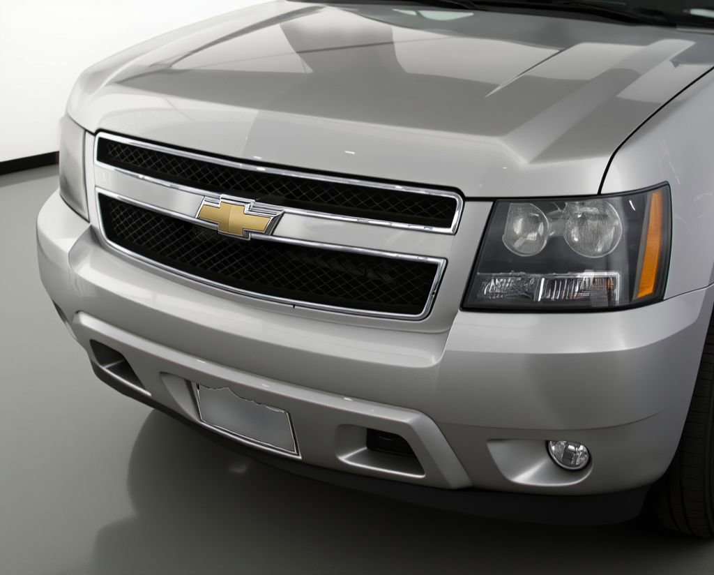 2011 Chevrolet Avalanche LT photo 3