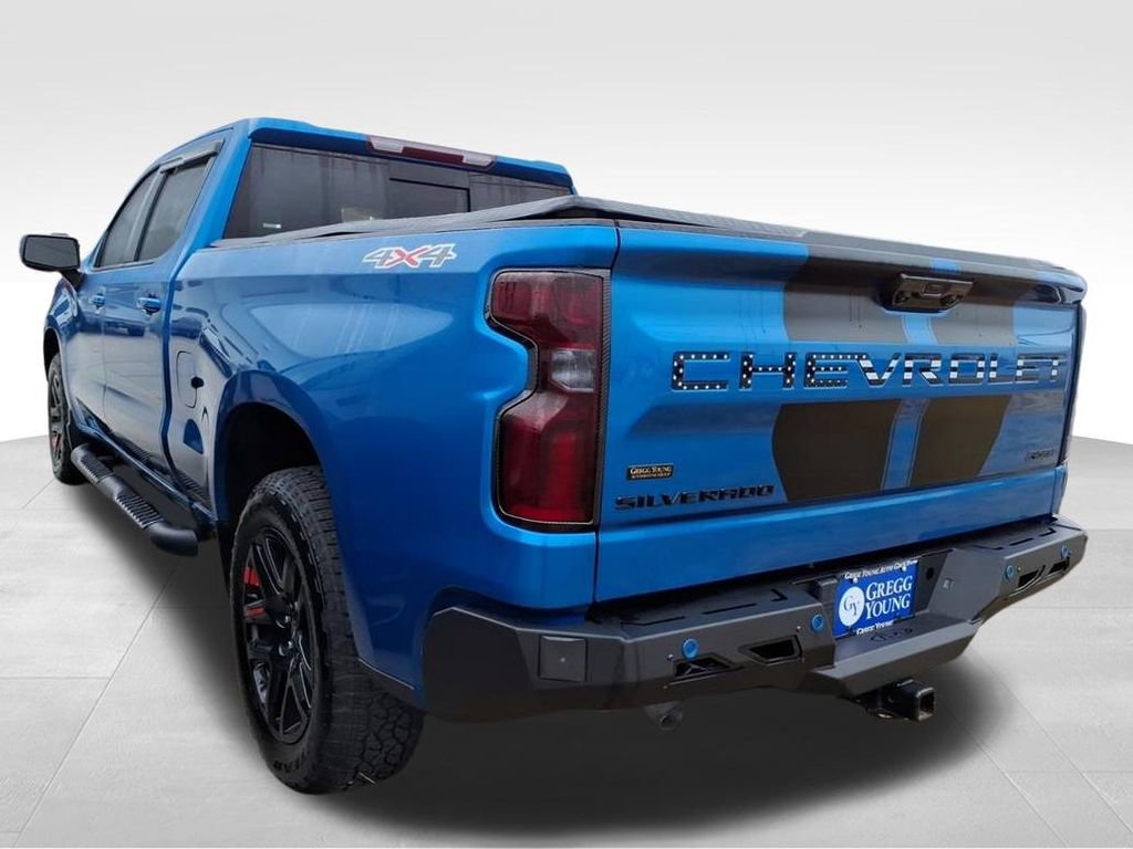 2024 Chevrolet Silverado 1500 RST photo 4