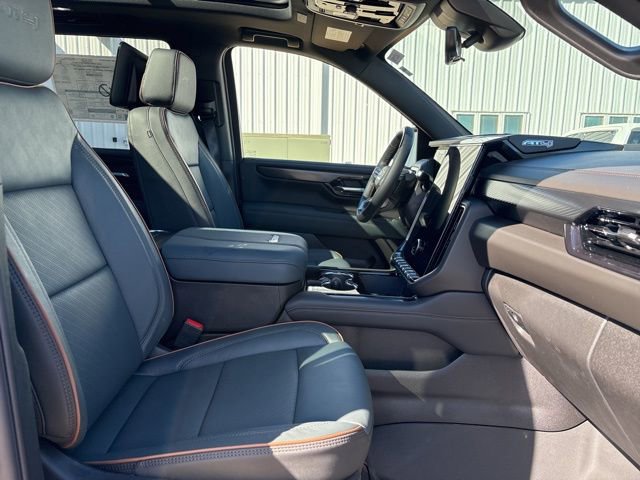 2026 GMC Yukon AT4 - Photo 30