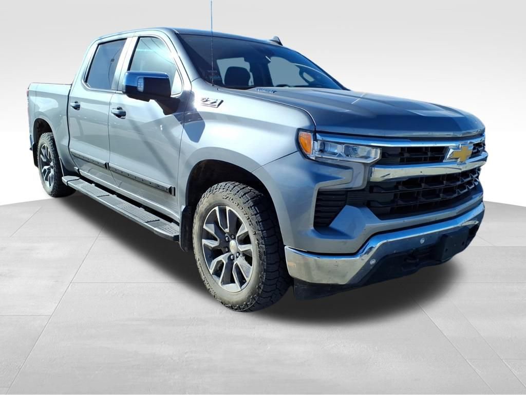 2024 Chevrolet Silverado 1500 LT photo 2