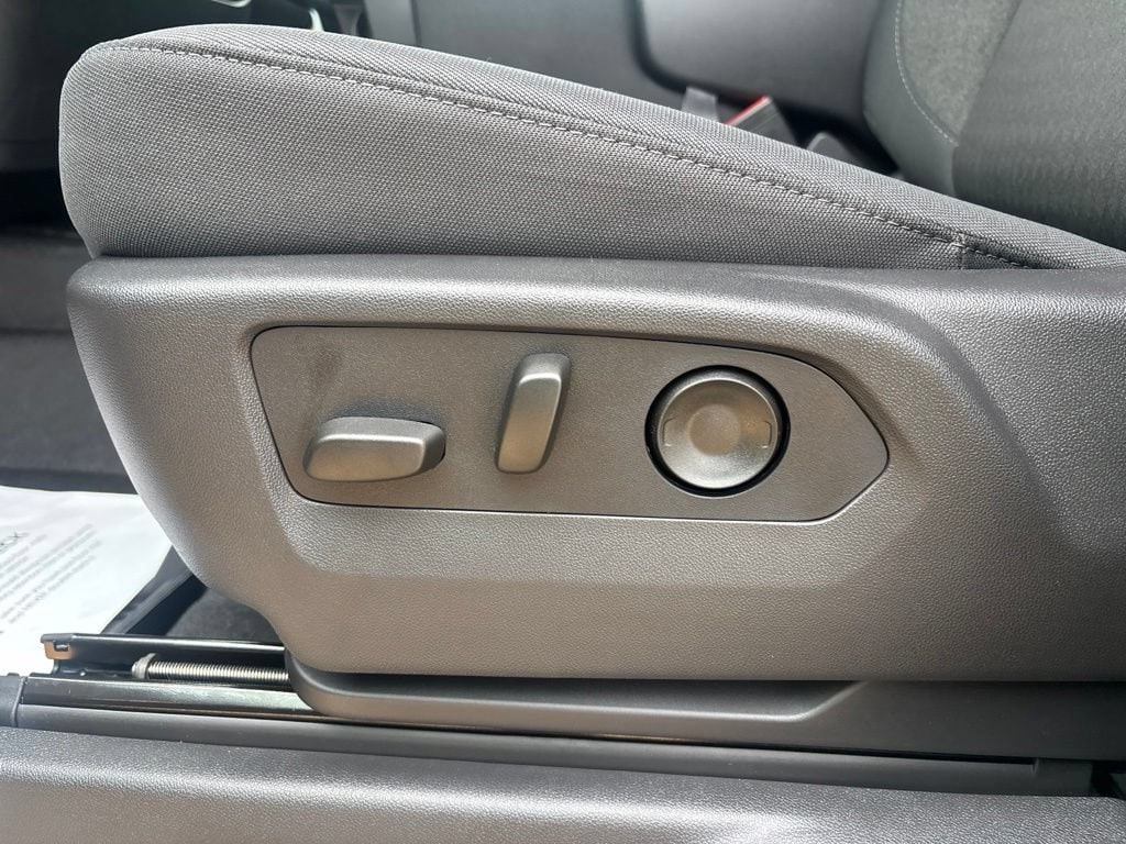 2026 Chevrolet Silverado 1500 RST - Photo 13