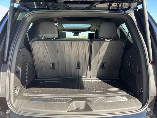 2026 GMC Yukon AT4 - Photo 8