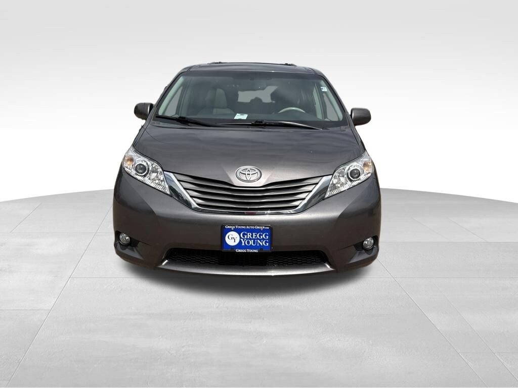 Used 2014 Toyota Sienna XLE