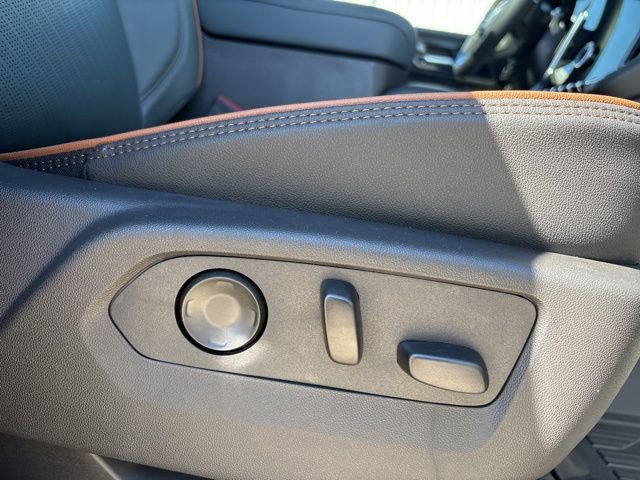 2026 GMC Yukon AT4 - Photo 29