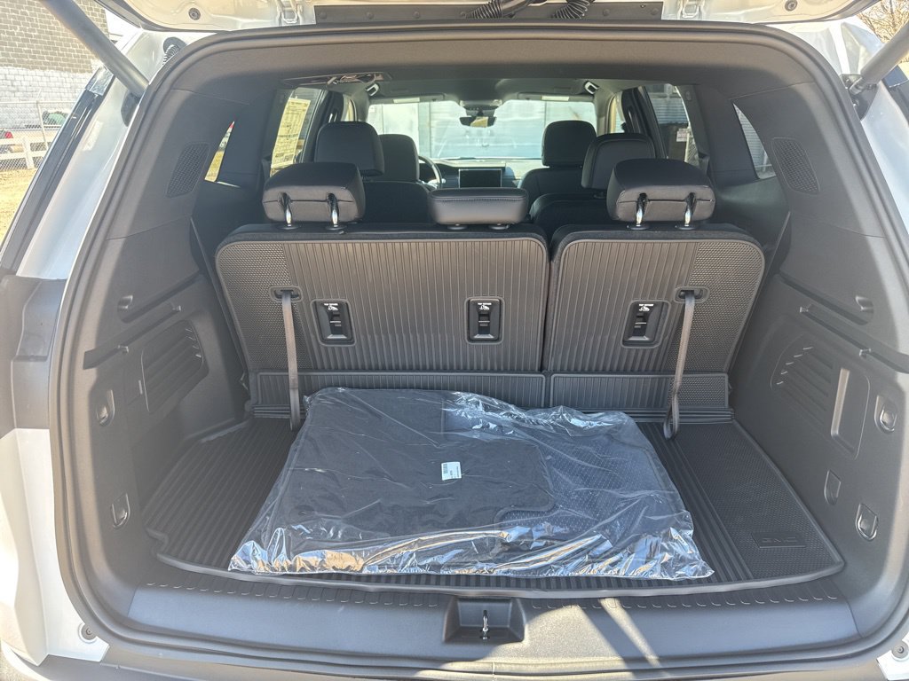 2026 GMC Acadia Elevation - Photo 8