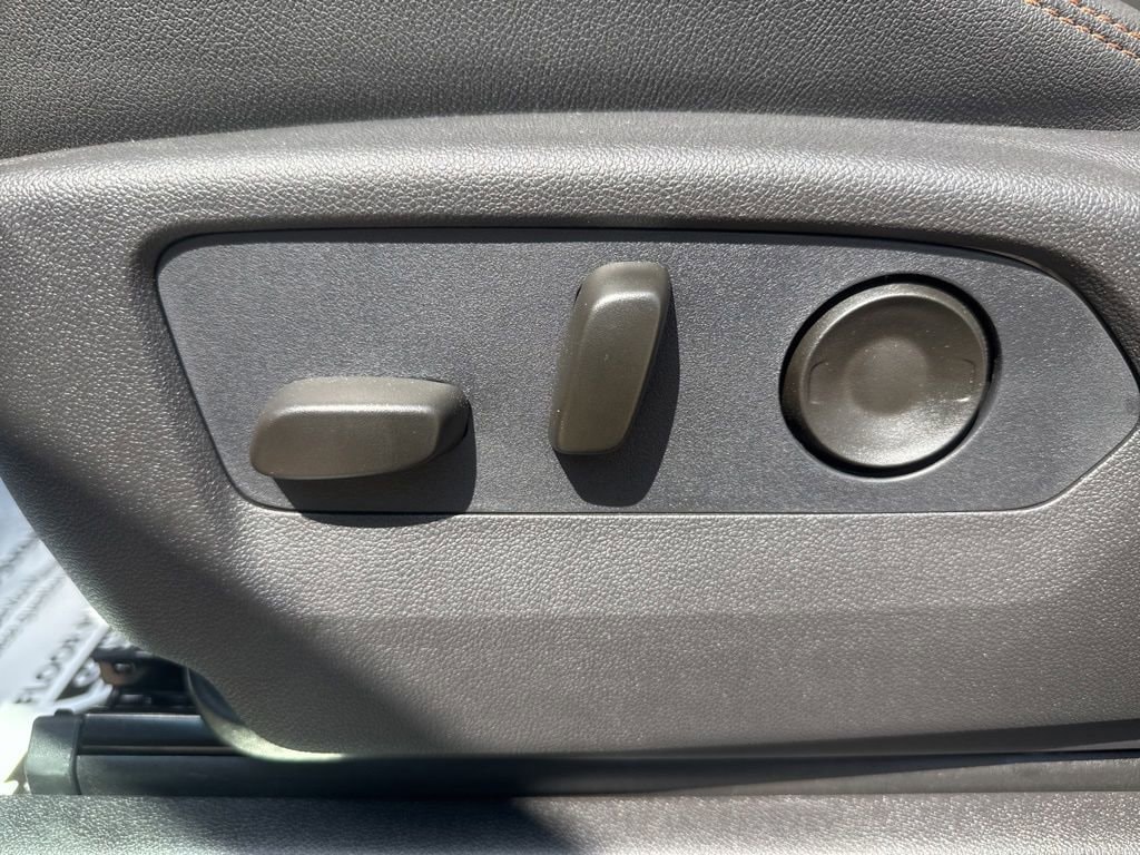 2026 GMC Sierra 1500 AT4 - Photo 15