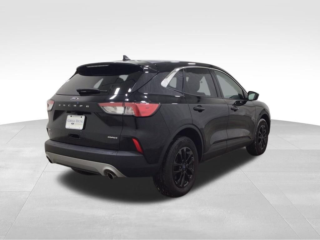 Used 2022 Ford Escape SE