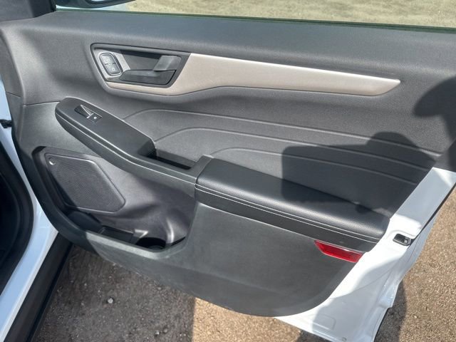 2022 Ford Escape SE - Photo 13