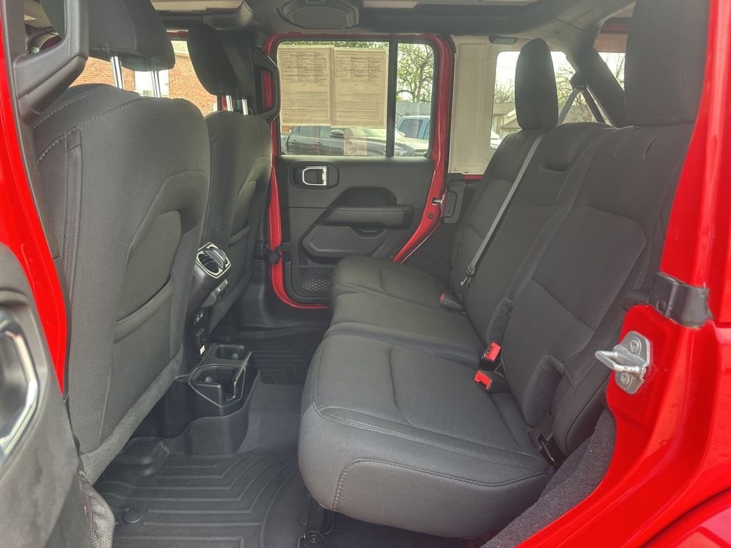 2021 Jeep Wrangler Unlimited Sahara - Photo 20