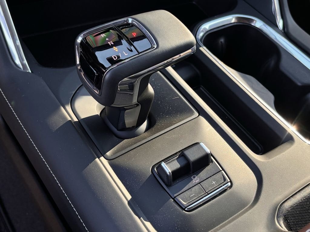 2025 GMC Sierra 1500 Denali Ultimate - Photo 14