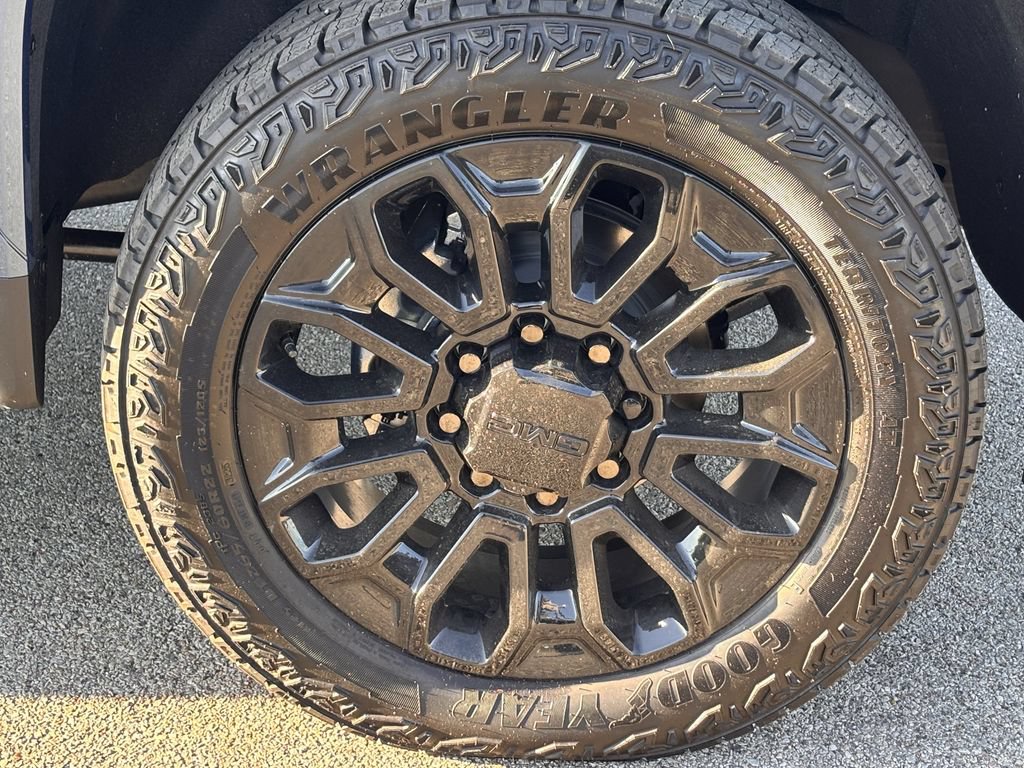 2026 GMC Sierra 2500HD Denali Ultimate - Photo 4