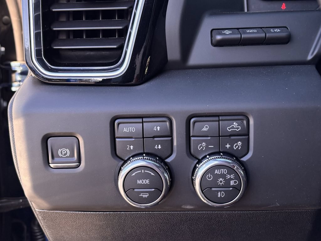 2026 GMC Sierra 2500HD Denali Ultimate - Photo 18
