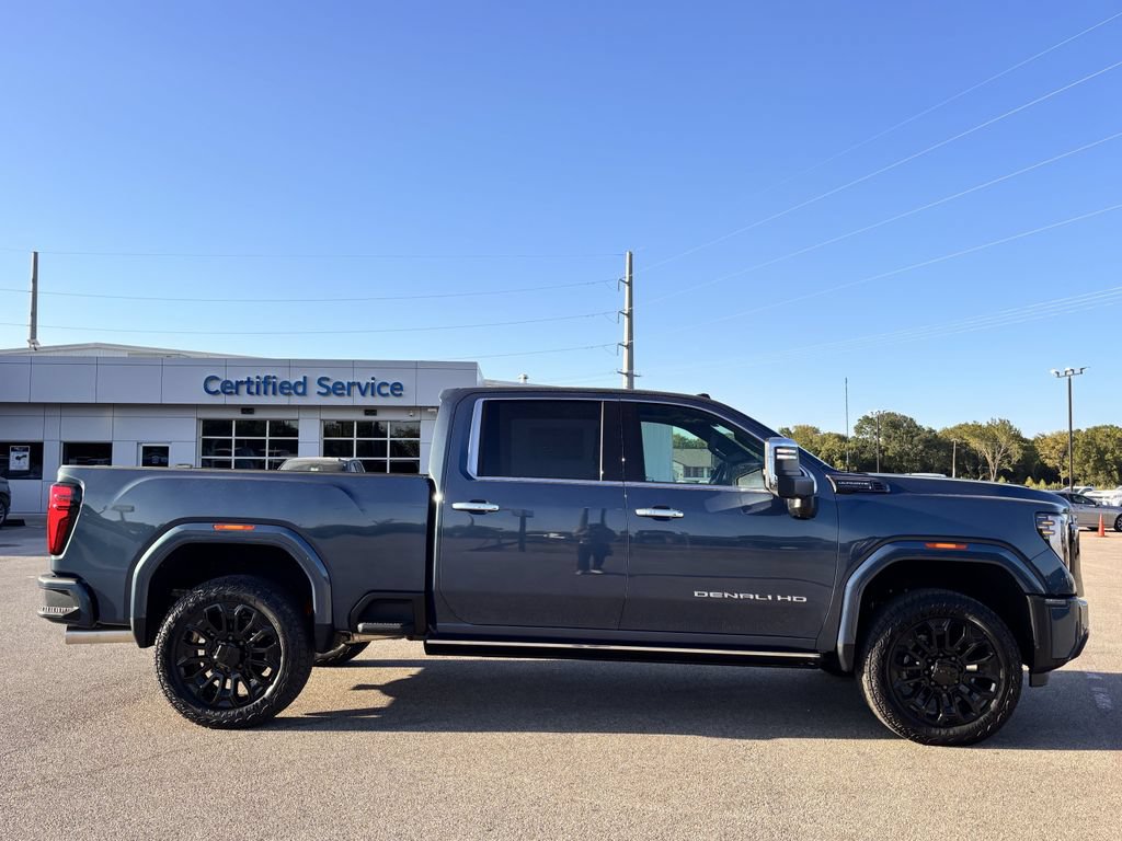 2026 GMC Sierra 2500HD Denali Ultimate - Photo 3