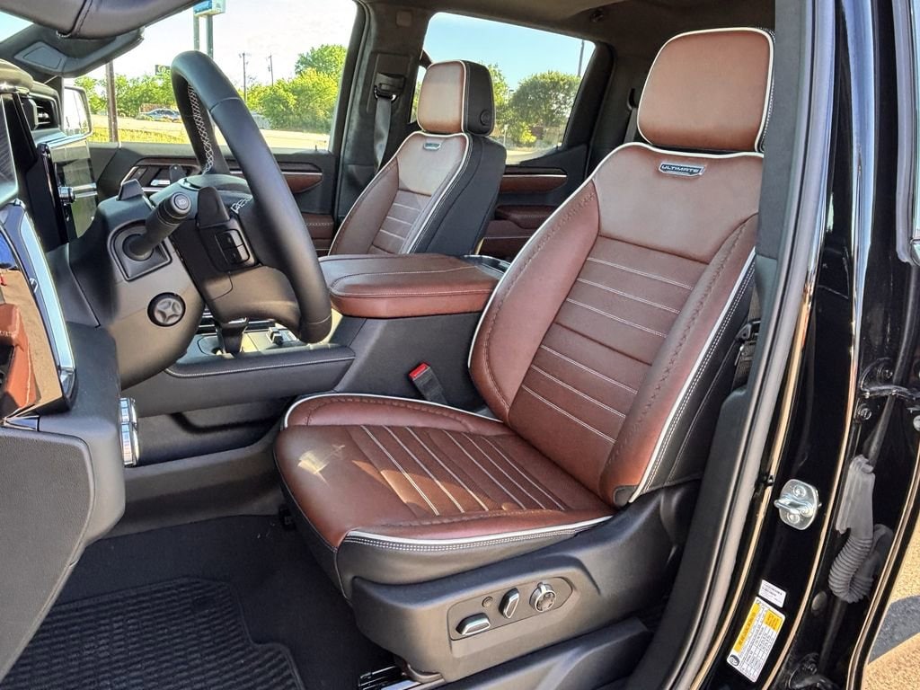 2025 GMC Sierra 1500 Denali Ultimate - Photo 18
