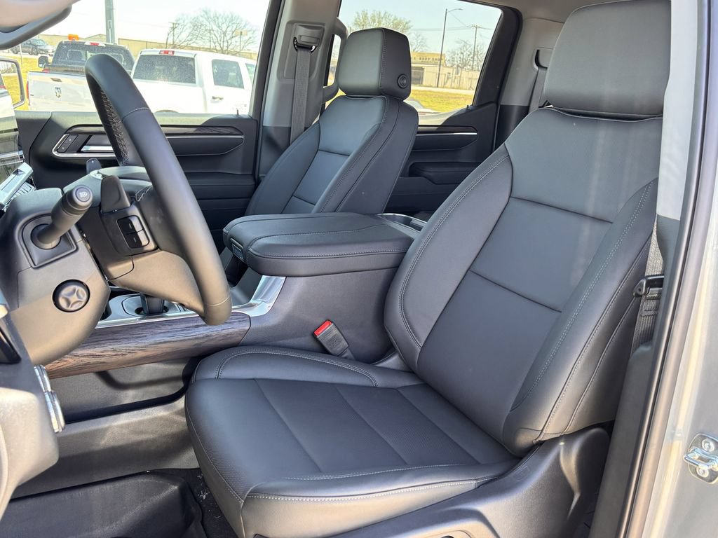 2026 GMC Sierra 1500 SLT - Photo 23