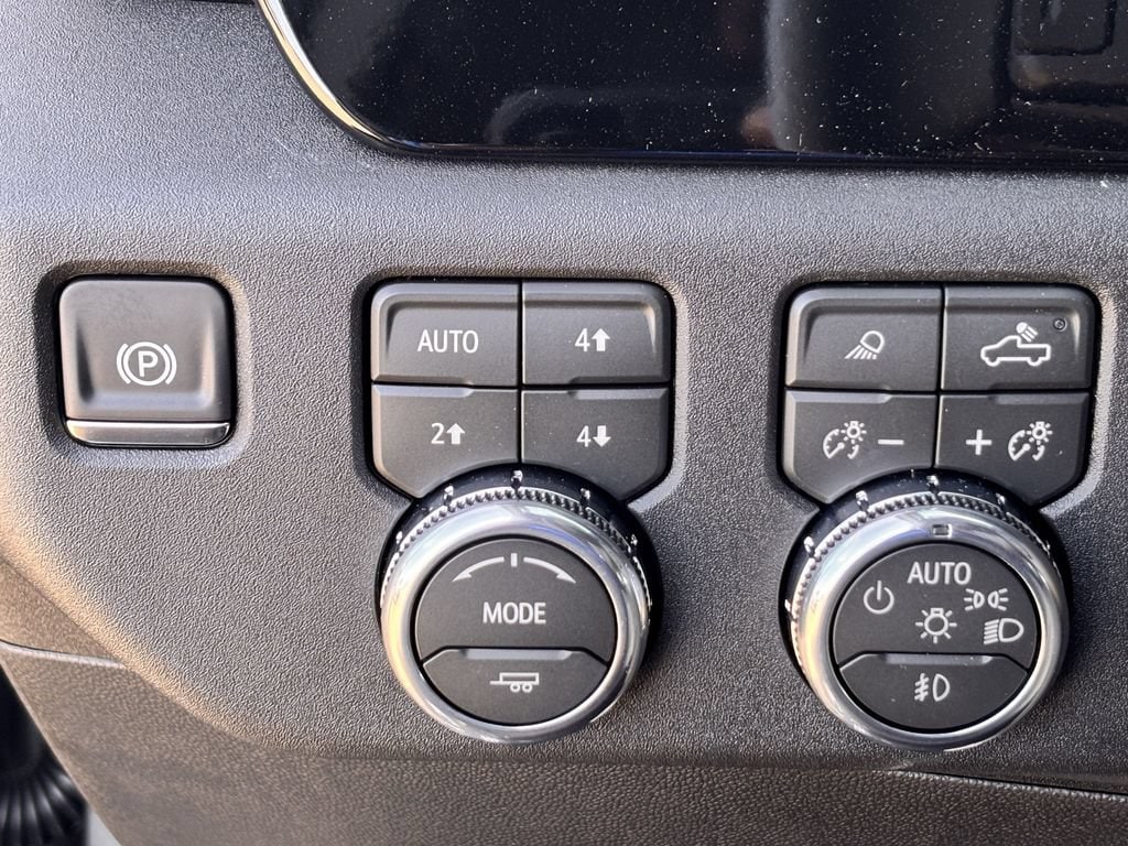 2026 GMC Sierra 1500 SLT - Photo 20