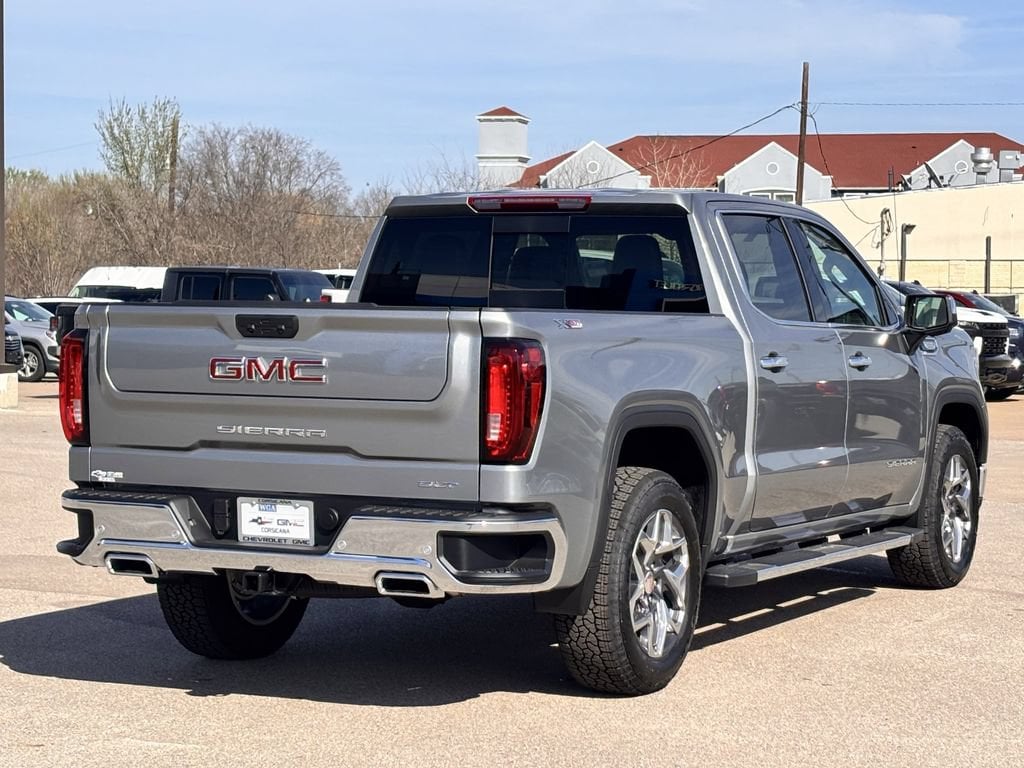 2026 GMC Sierra 1500 SLT - Photo 7